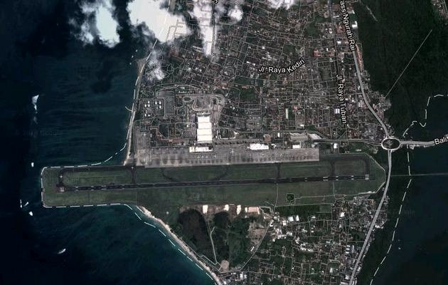 Bali+Landing+strip GoogleEarth